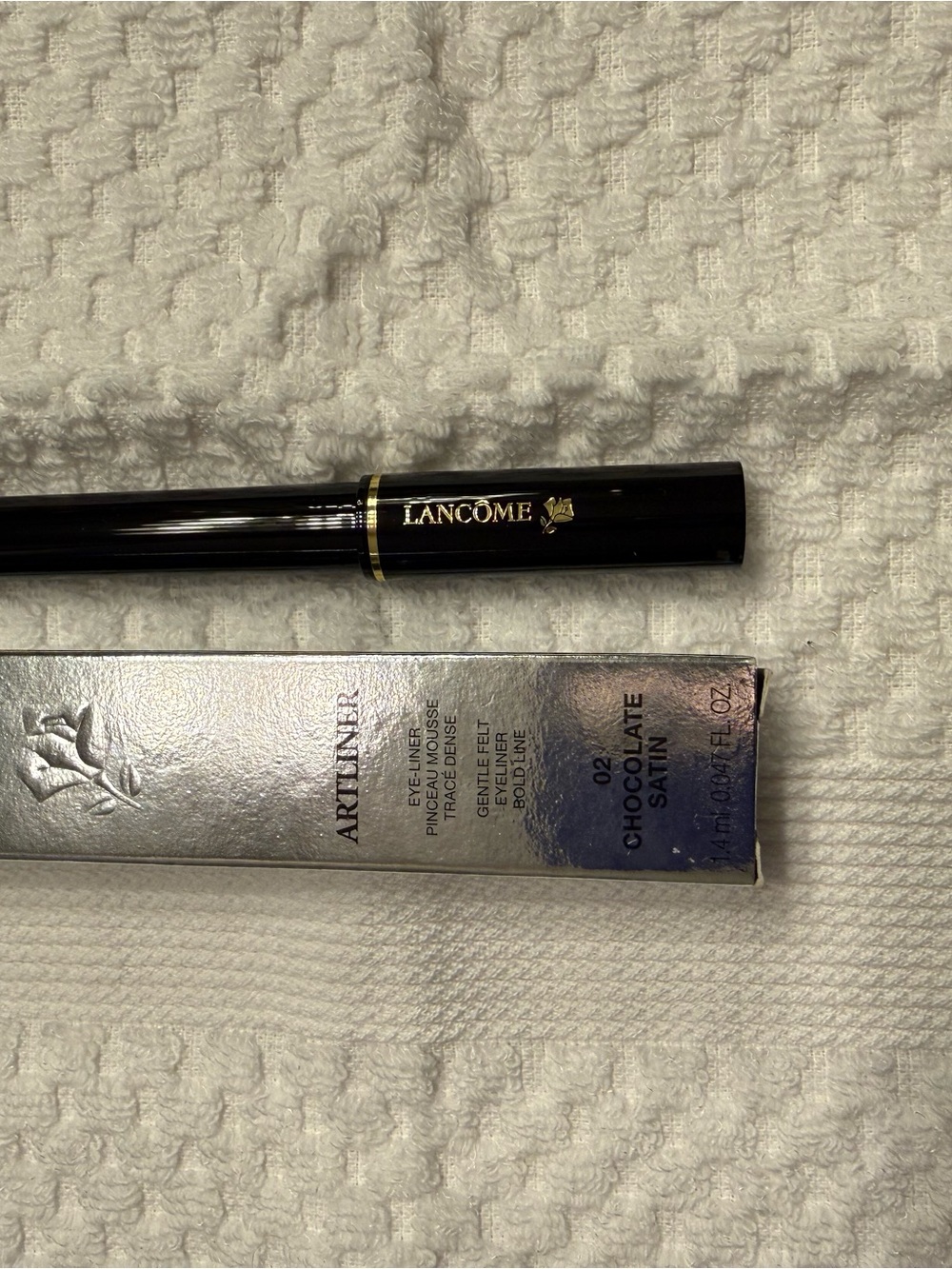 Artliner Precision Eyeliner — Chocolate Satin (02)